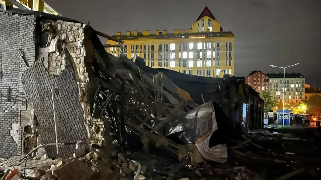 Внаслідок нічної атаки РФ на Київ загинула людина, спалахнули пожежі в кількох районах